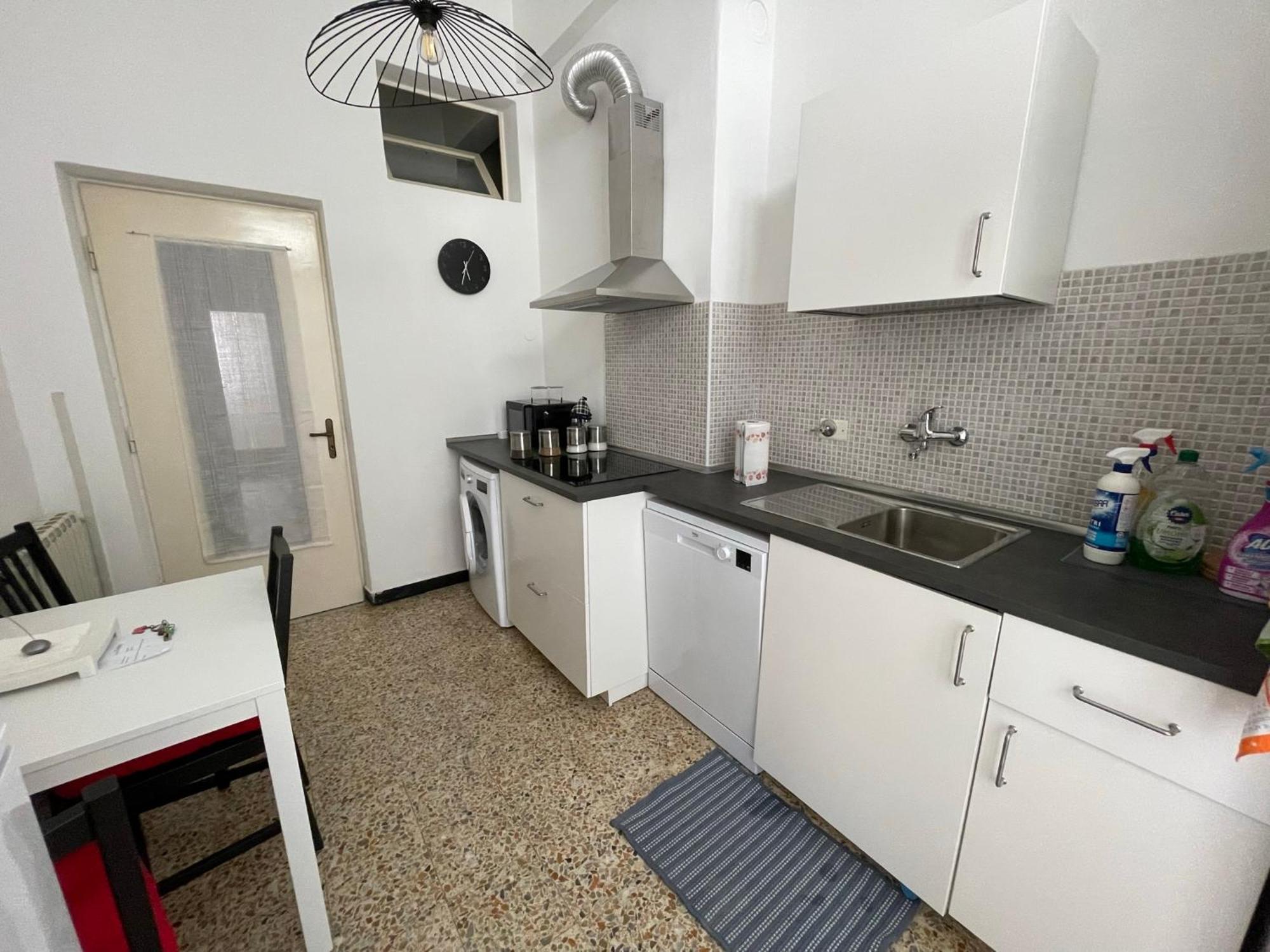 La Finestra Su Savona, Appartamento Centrale ภายนอก รูปภาพ